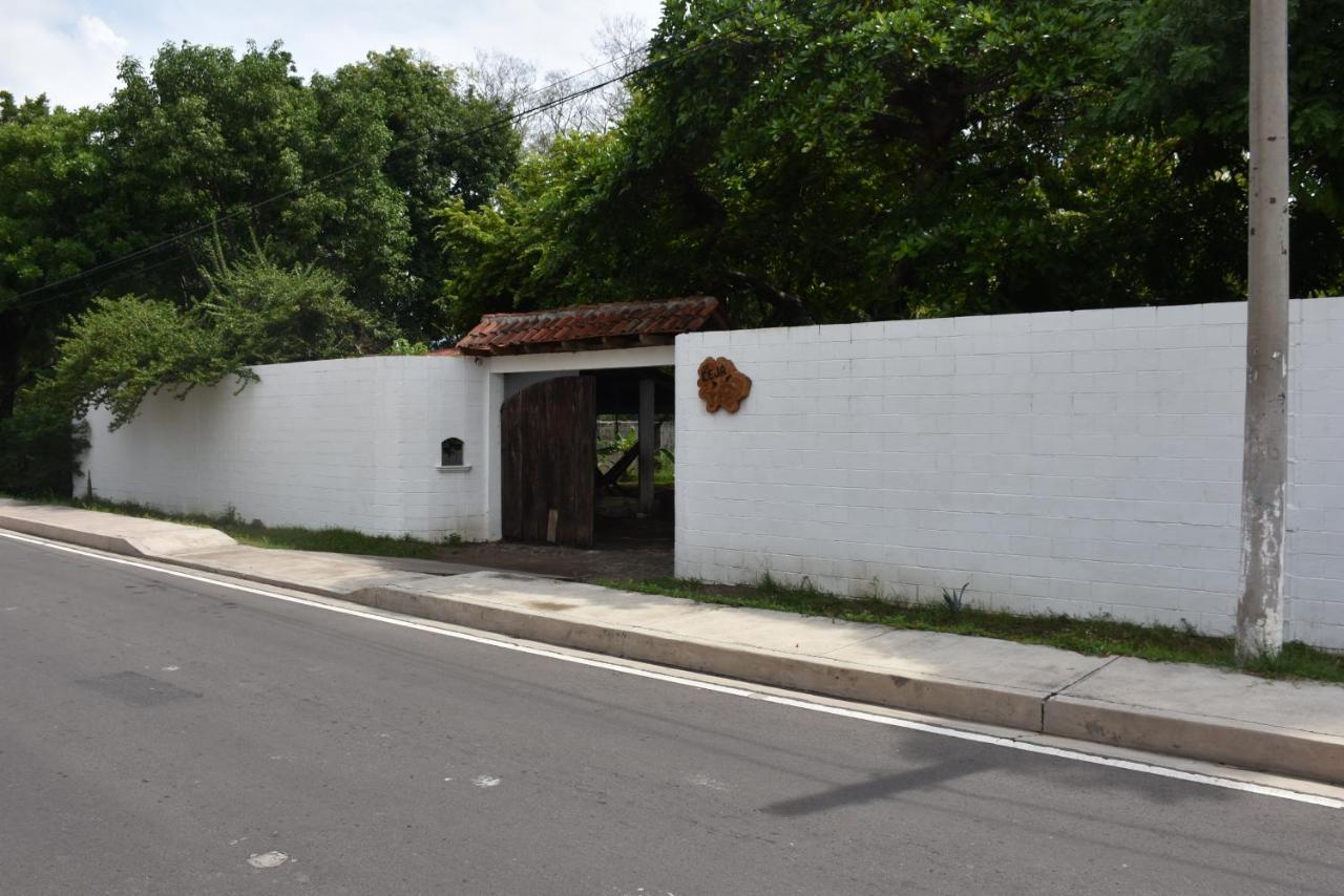 La Ceja Beach House El Tamarindo Luaran gambar